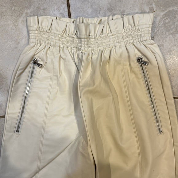 Repeller Cream Faux Leather Pull On Wide Leg Crop Pants S - Picture 4 of 8